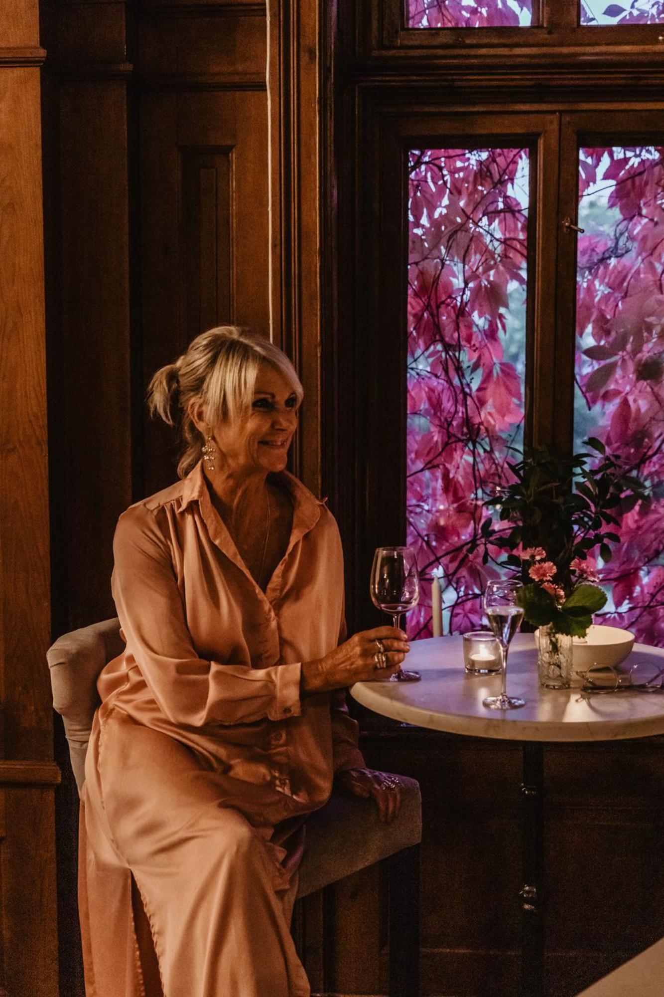 Hotel Slottsvillan Хускварна Екстериор снимка