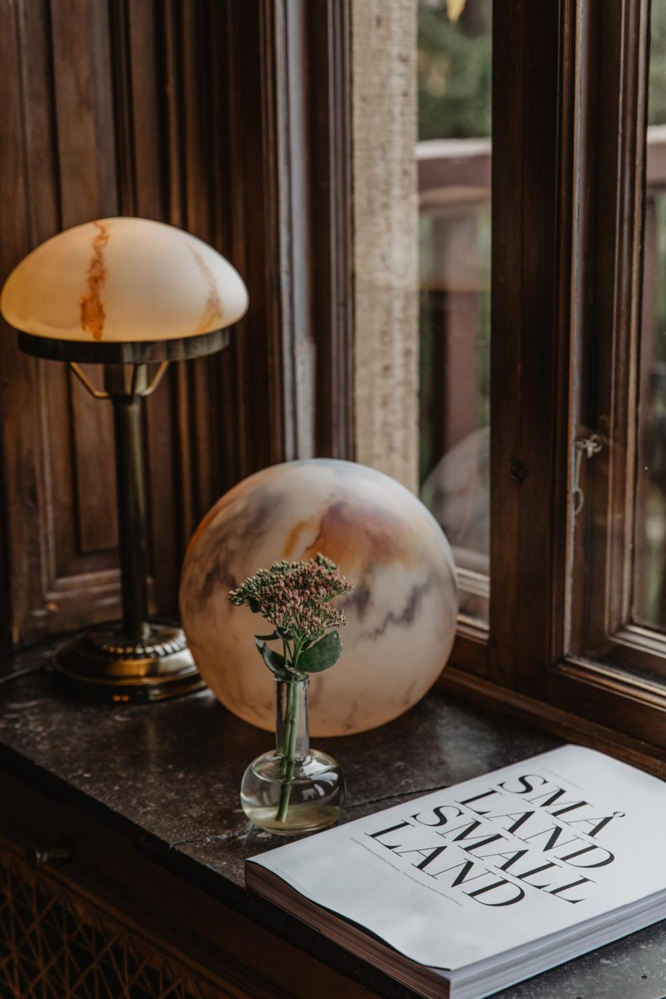 Hotel Slottsvillan Хускварна Екстериор снимка